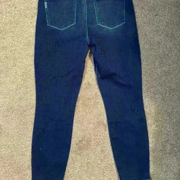 Paige Hoxton Skinny Jeans Size 32 Dark Wash High Rise Ankle Stretch Denim EUC - Picture 3 of 5
